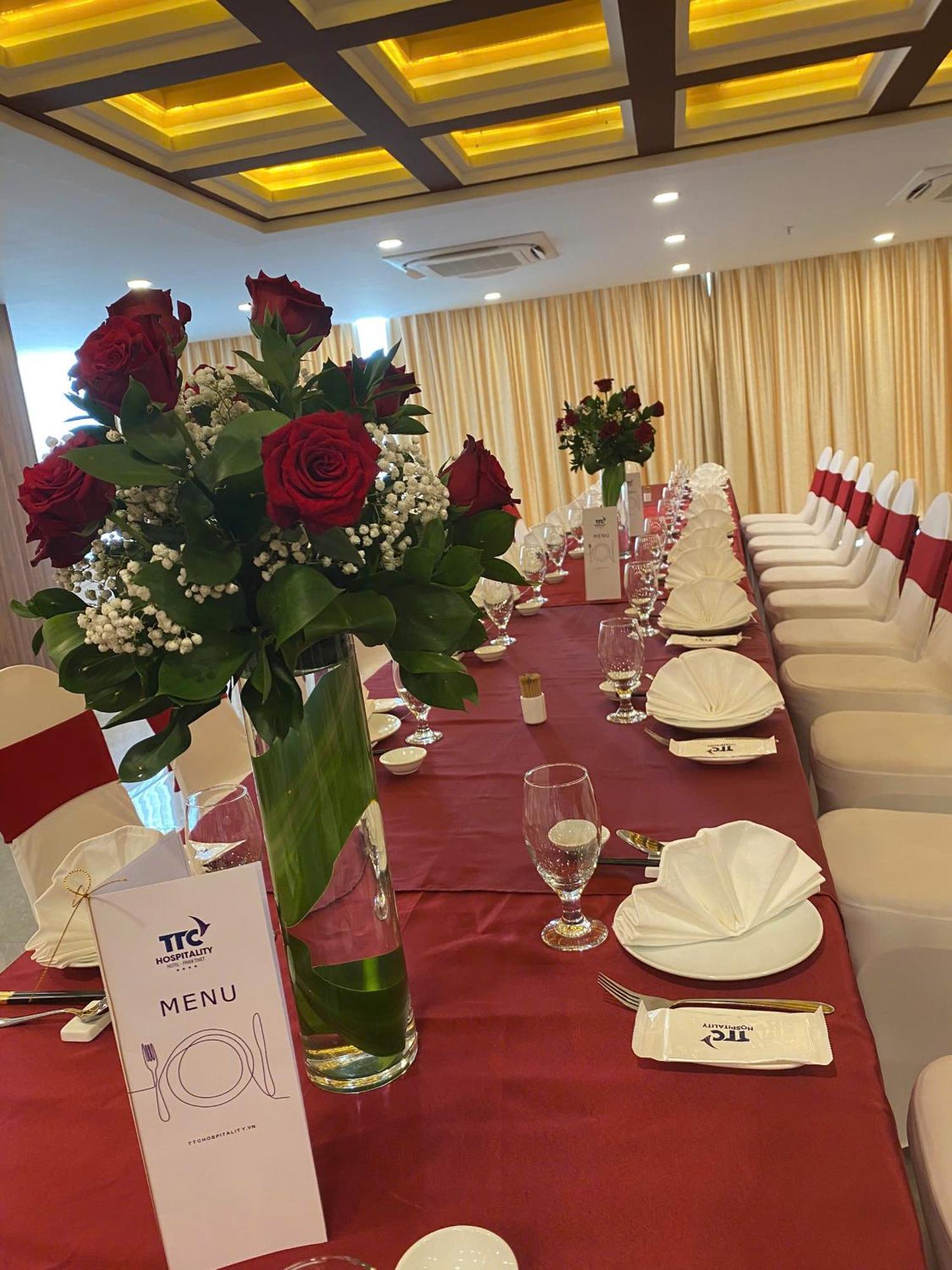 Ttc Hotel Phan Thiết Buitenkant foto
